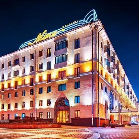 Minsk Hotel Bagian luar foto